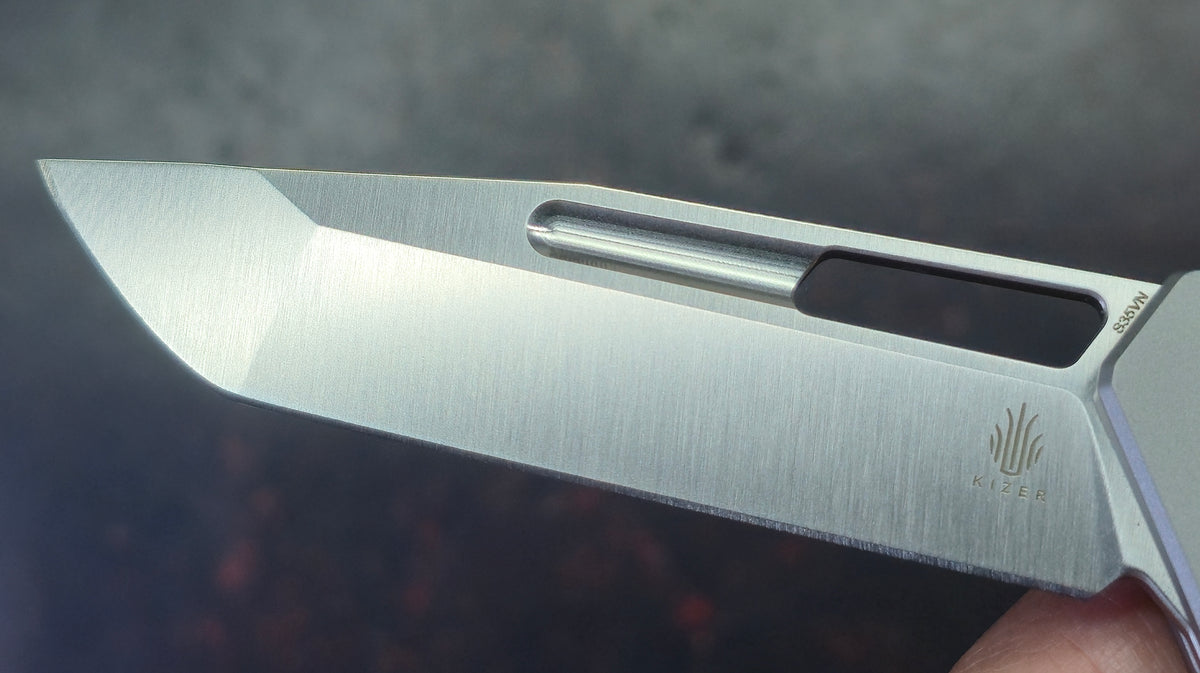 Kizer Beyond Titanium Handle S35VN Blade