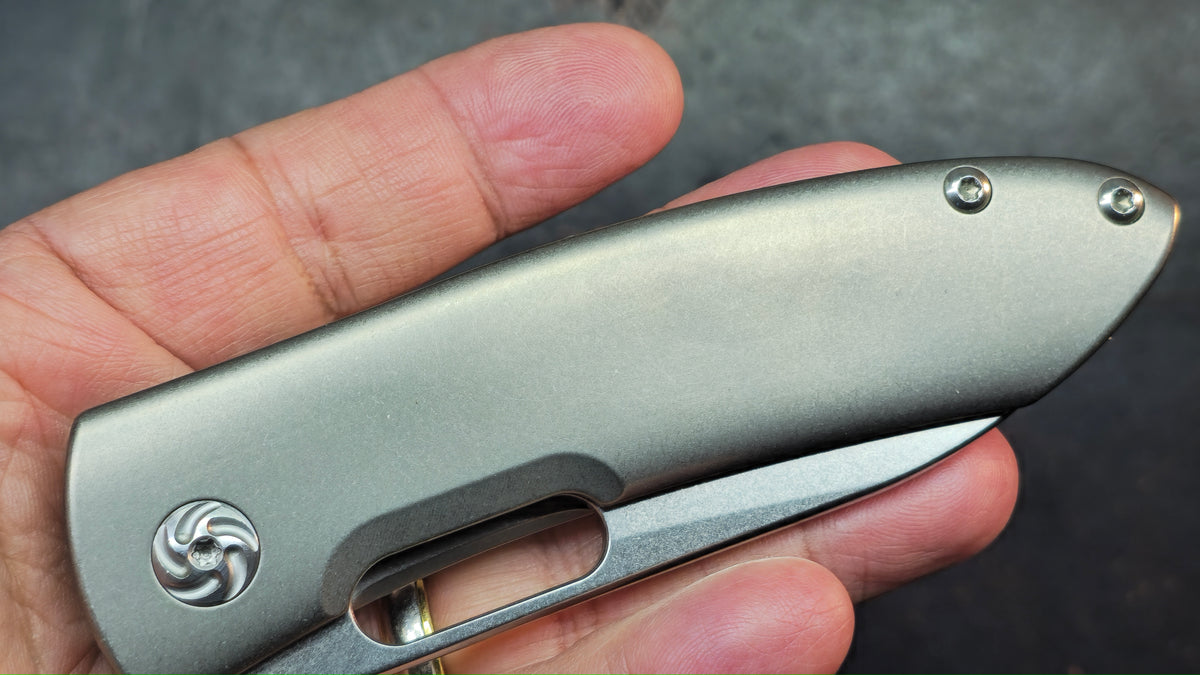 Kizer Wanderer Titanium Handle S35VN Blade