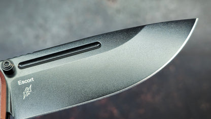 Kizer Escort Richlite Handle 154CM Blade