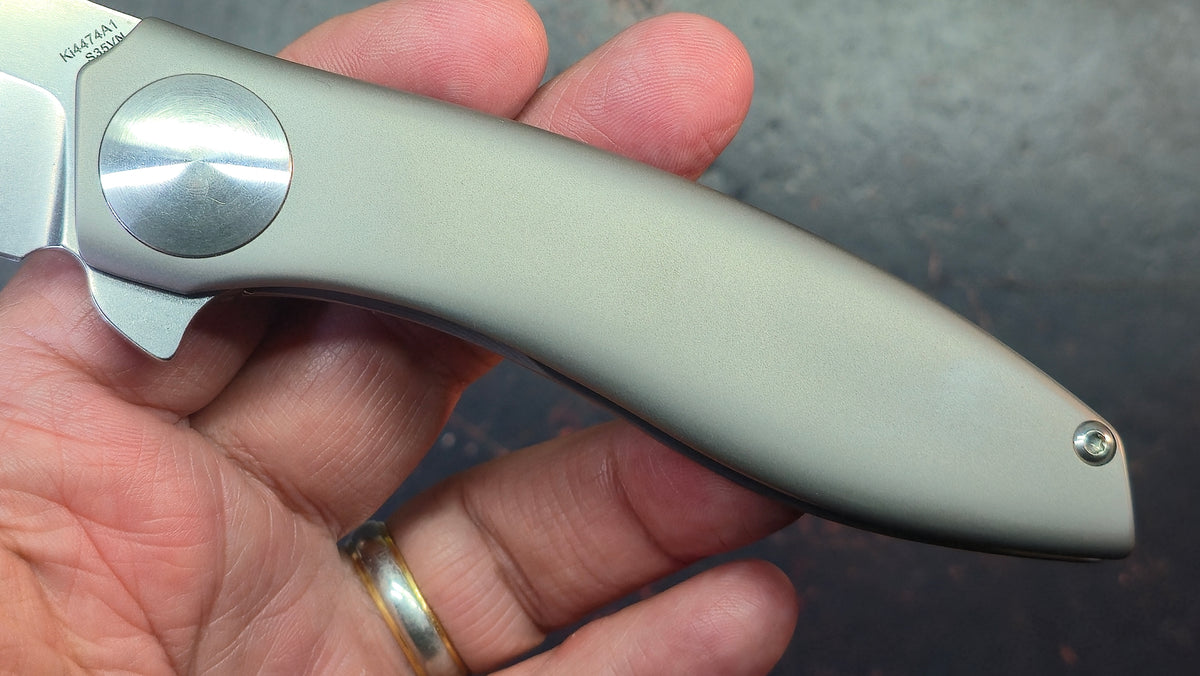 Kizer S.L.T. Titanium Handle S35VN Blade