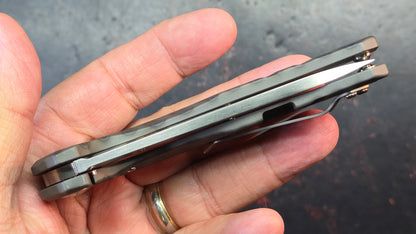 Kizer Kesmec Stripe Ano Titanium Handle S35VN Blade