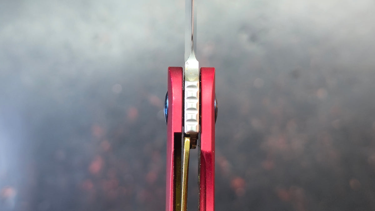 Kizer Latt Vind Mini (Iron Man) Alum Handle N690 Blade