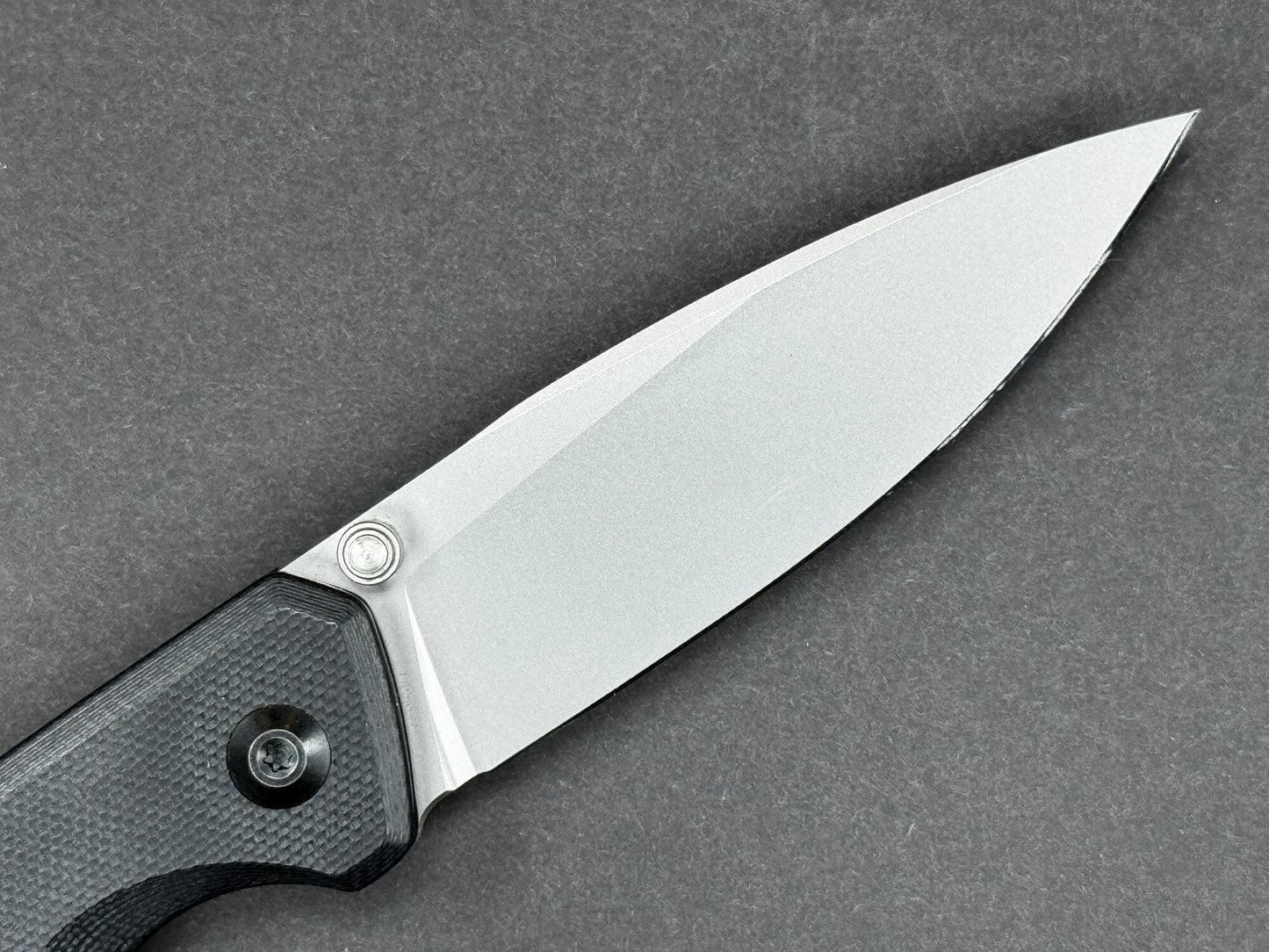 CIVIVI Altus (C20076-1) Folding, Button Lock , Nitro-V, Stonewash, Drop Point, Plain Edge, Flat Grind, Handle: G10/Black, (NEW - OPEN BOX)