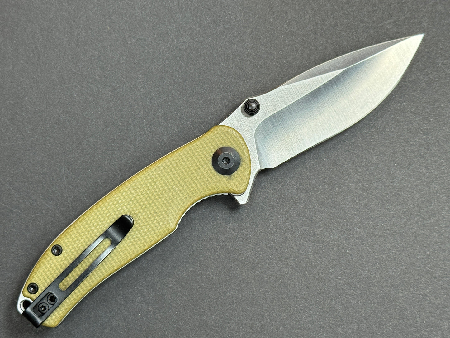 CIVIVI Pintail (C2020B) Folding, Liner Lock , S35VN, Satin, Drop Point, Plain Edge, Hollow Grind, Handle: Micarta/Green, (NEW - OPEN BOX)