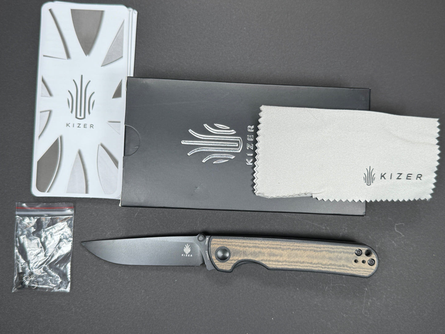 KIZER Rapids (V2594C2) Folding, Liner Lock , 154CM, Blackwash, Drop Point, Plain Edge, Flat Grind, Handle: G10/Black/ Green, (NEW - OPEN BOX)