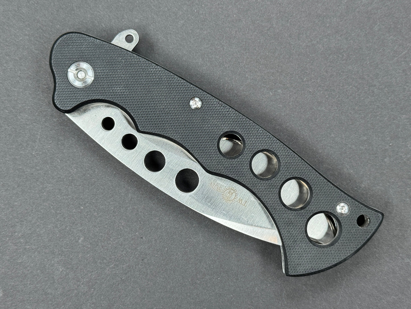 TWOSUN TS23 (Wave Survival Bowie ) Folding, Liner Lock, 420J-2, Satin, Nessmuk, Plain Edge, Flat Grind, Handle: G10/Black, (USED)