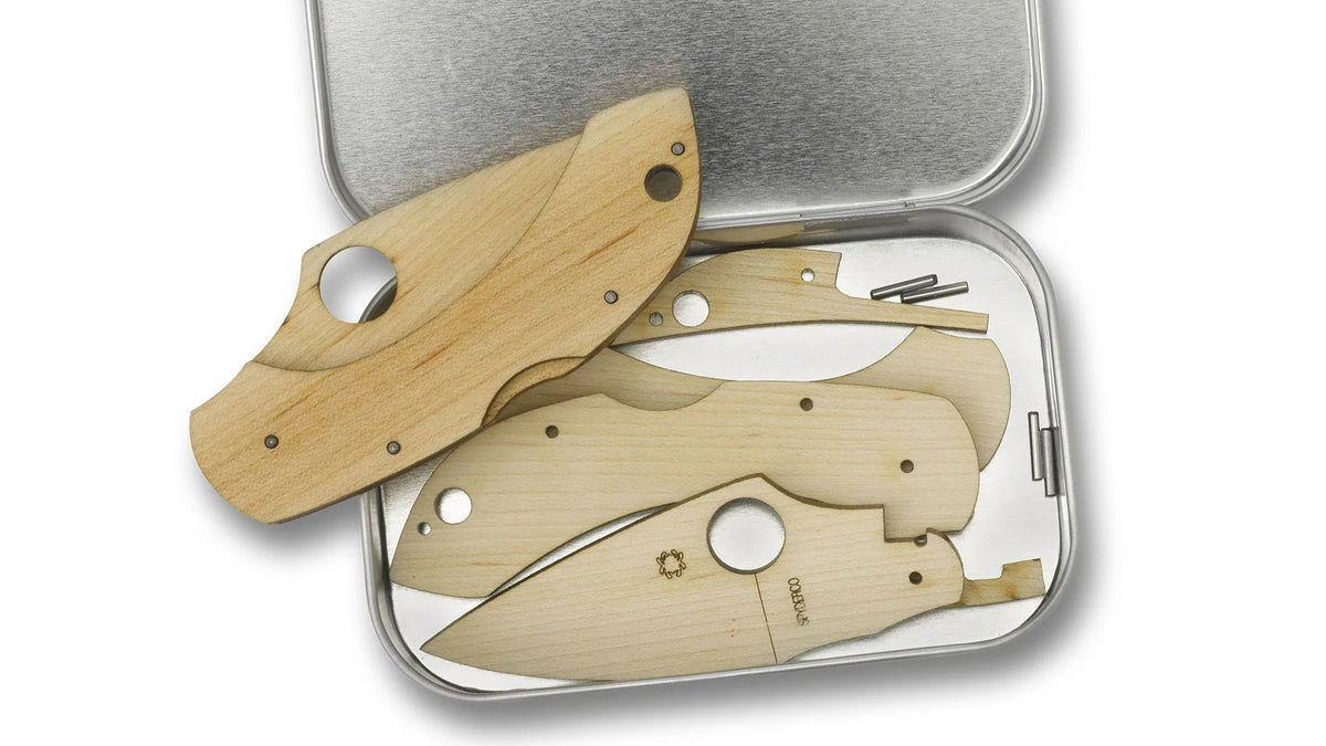 Spyderco Dragonfly Wooden Knife Kit