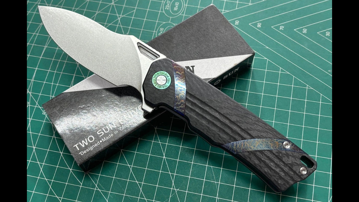 TwoSun TS513 Carbon Fiber / Titanium Handle M390 Blade