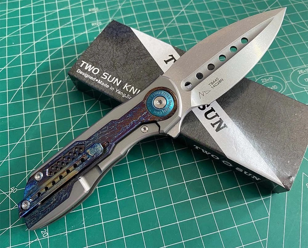 TWOSUN TS440 Gold or Blue Titanium Handle 14C28N Blade