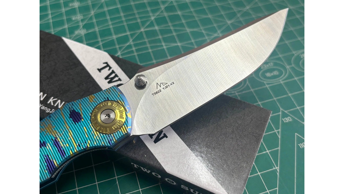 TwoSun TS622 Splashed Ink Titanium Handle YJ01-V2 Blade