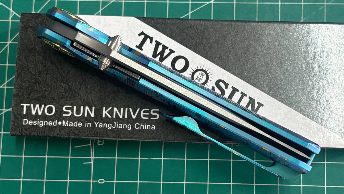 TwoSun TS622 Splashed Ink Titanium Handle YJ01-V2 Blade