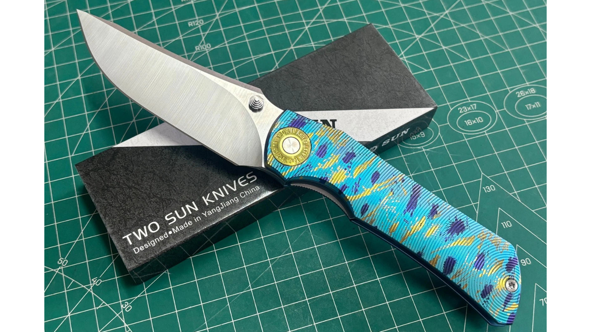 TwoSun TS622 Splashed Ink Titanium Handle YJ01-V2 Blade