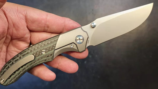 Miguron Centurion II Ti/Green CF Handle M390 Blade